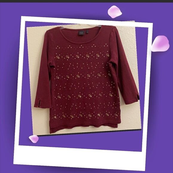 Rafaella Studio A burgundy top with a beaded on the front! Size Medium - Picture 1 of 7